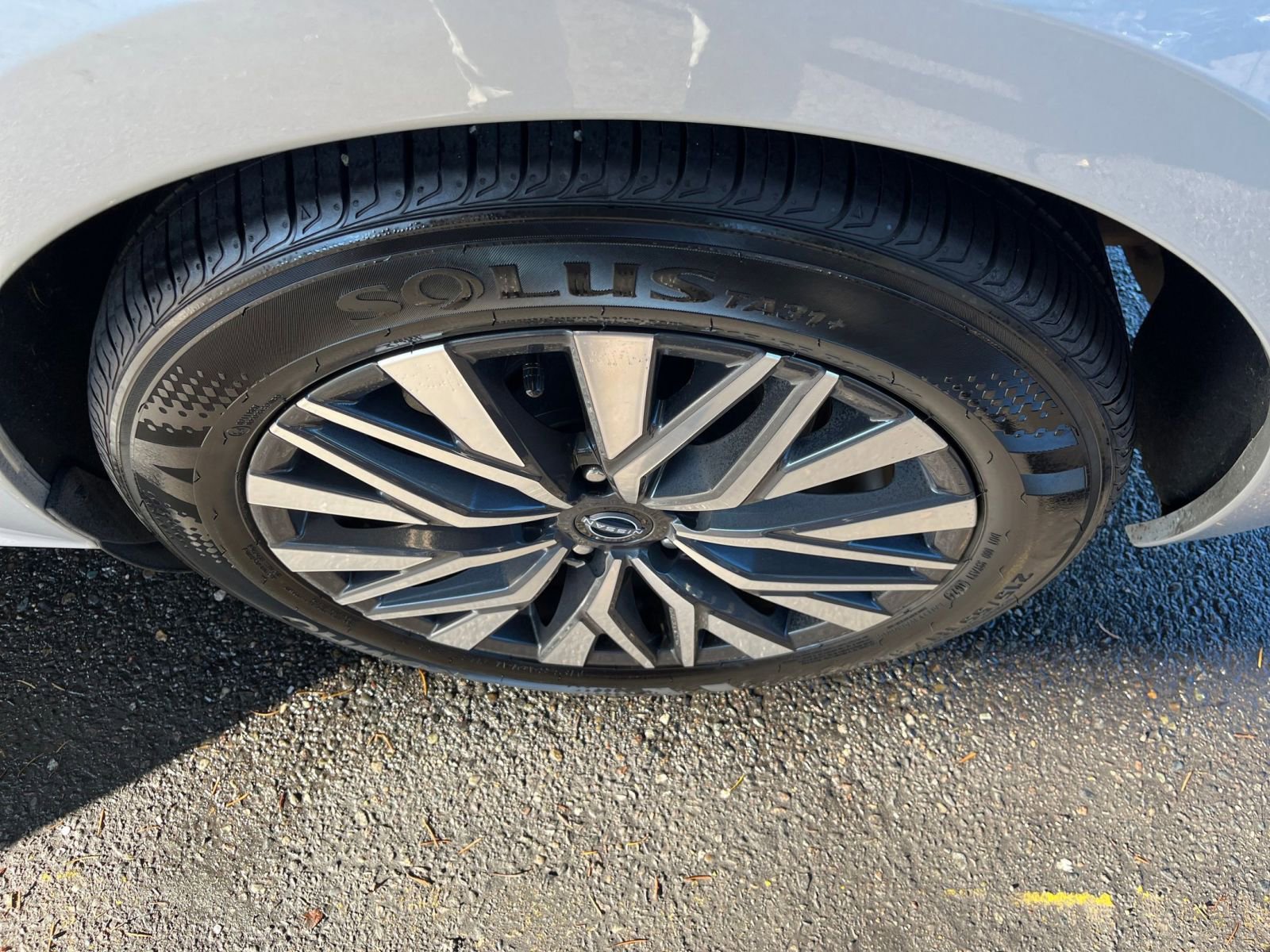 Used 2024 Nissan Altima 2.5 SV image 30