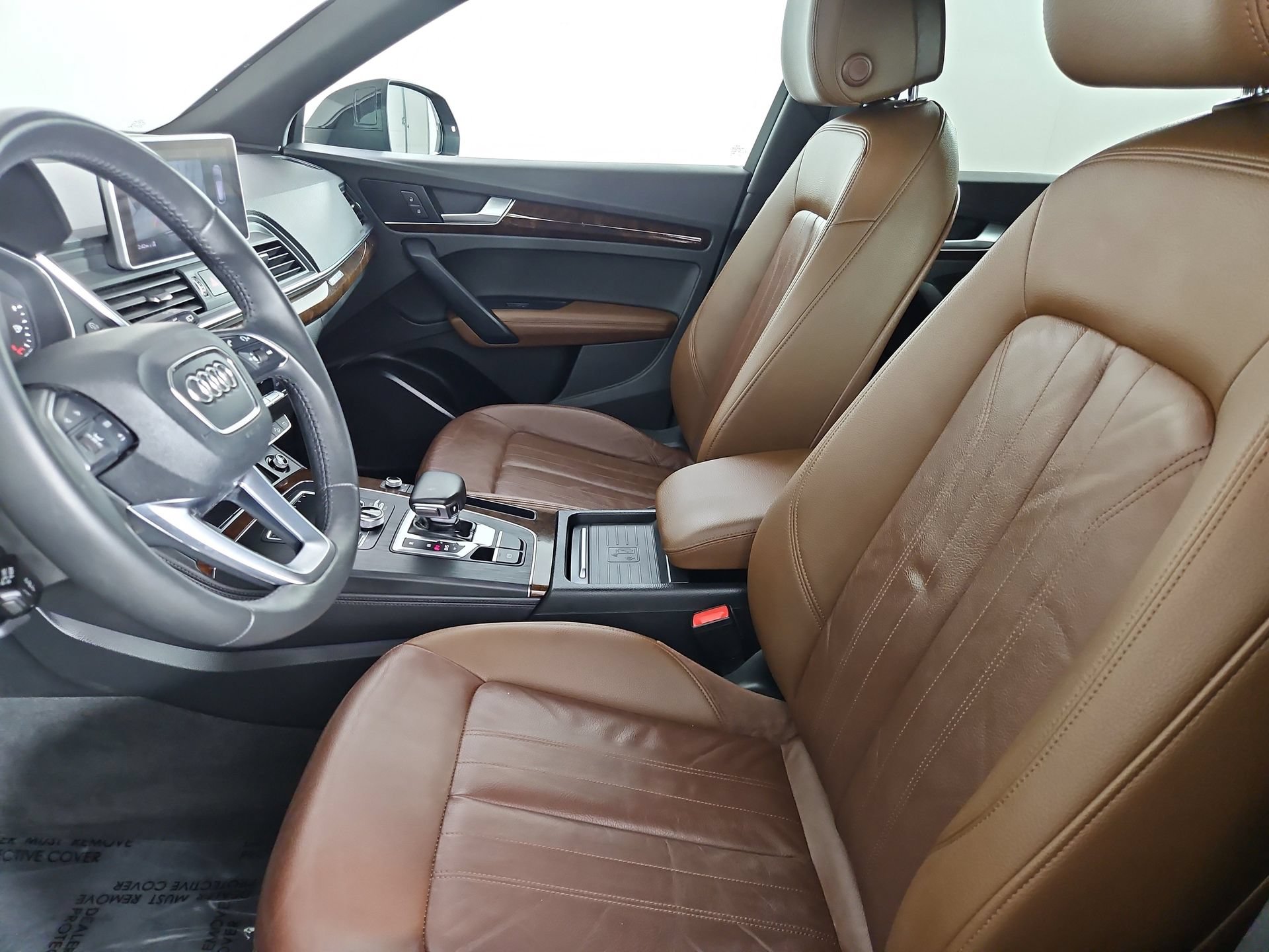 Used 2020 Audi Q5 2.0T Premium Plus w/ Premium Plus Package AWD/4WD image 13