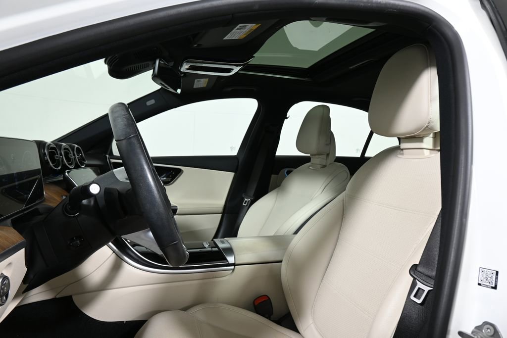 Used 2023 Mercedes-Benz C 300 4MATIC Sedan image 15