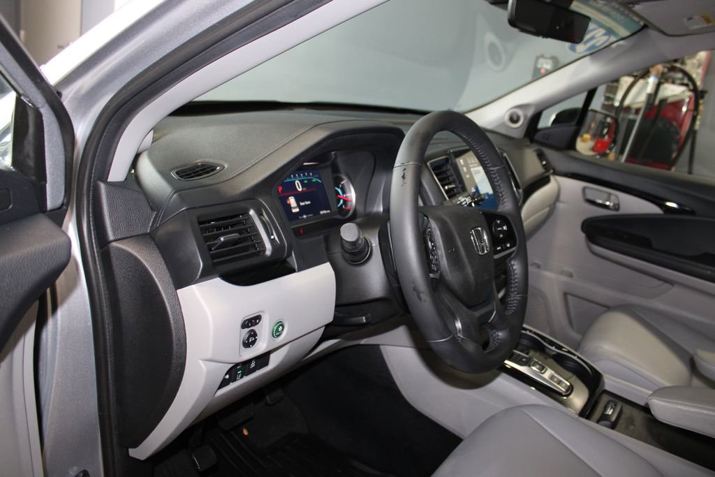 Used 2022 Honda Pilot Touring image 13
