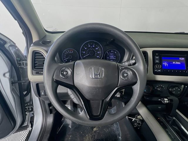 Used 2022 Honda HR-V LX image 16