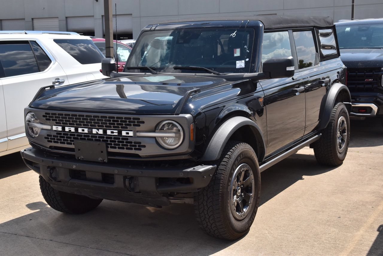 Certified 2022 Ford Bronco Badlands AWD/4WD image 2