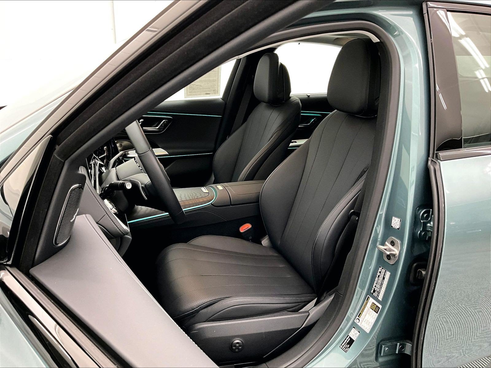 Used 2026 Mercedes-Benz E 350 Sedan image 16