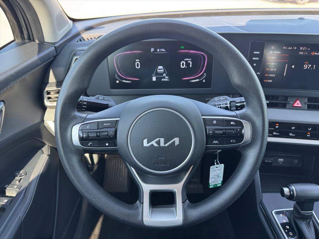 Used 2024 Kia Sportage LX FWD image 11