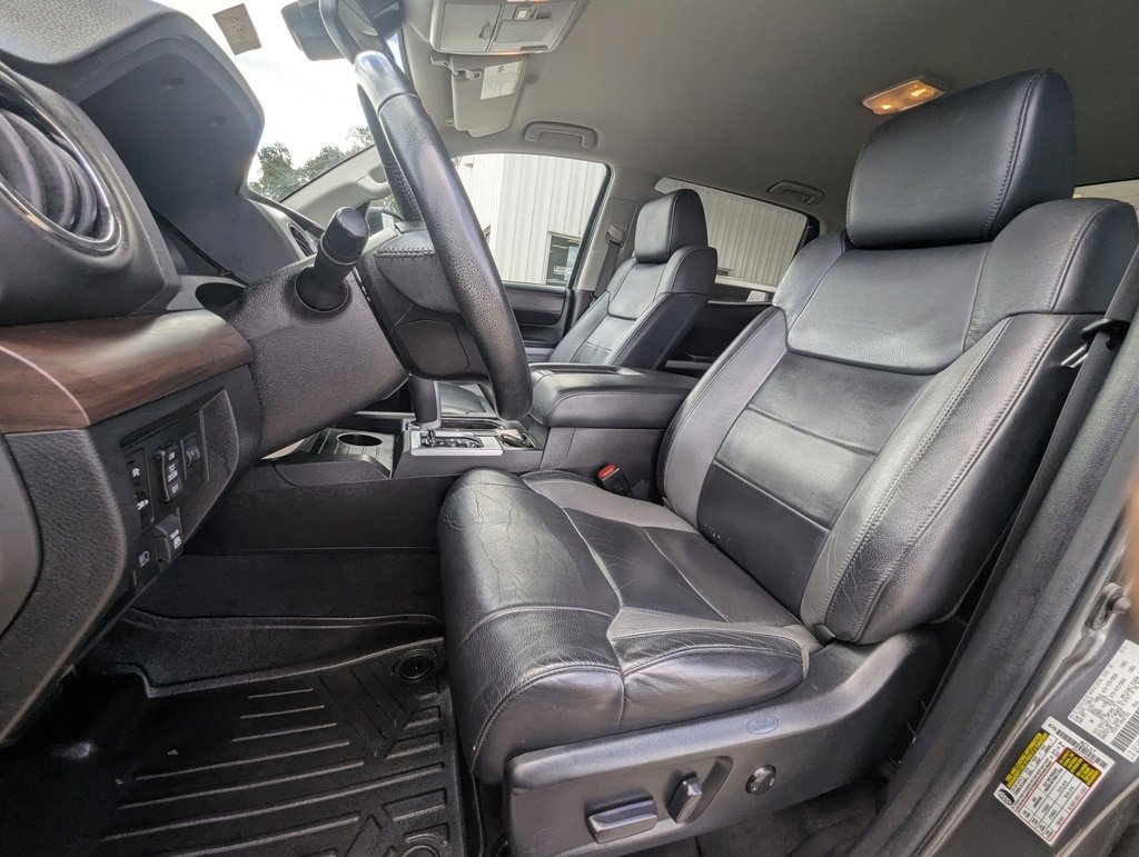Used 2021 Toyota Tundra Limited image 24