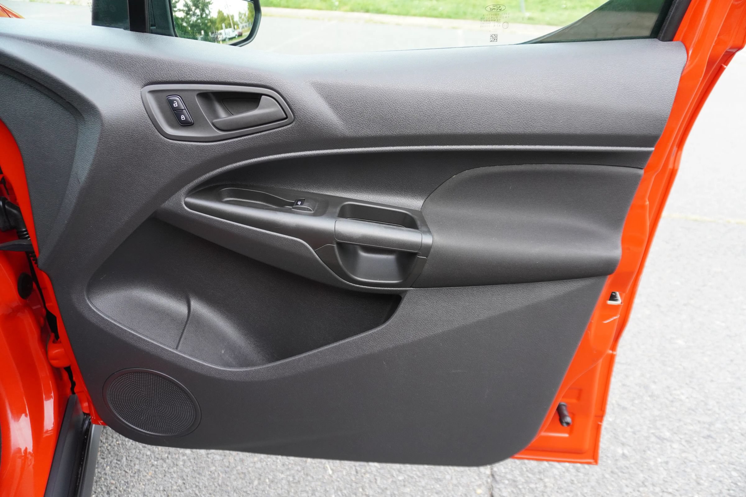 Used 2015 Ford Transit Connect XL FWD image 16