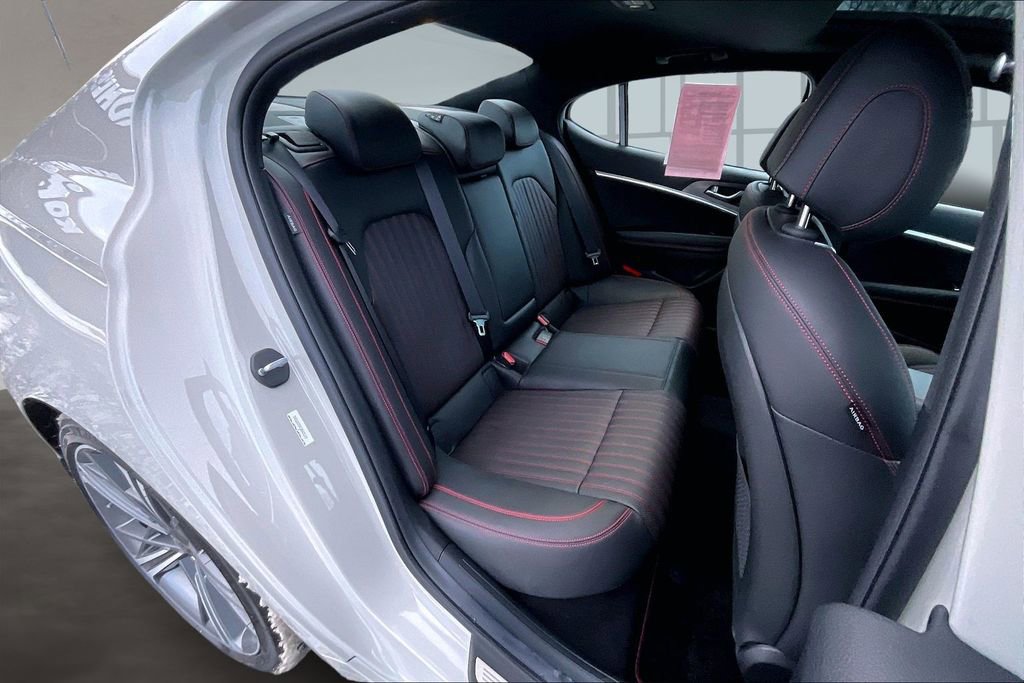 Used 2025 Genesis G70 2.5T w/ Sport Prestige Package image 24