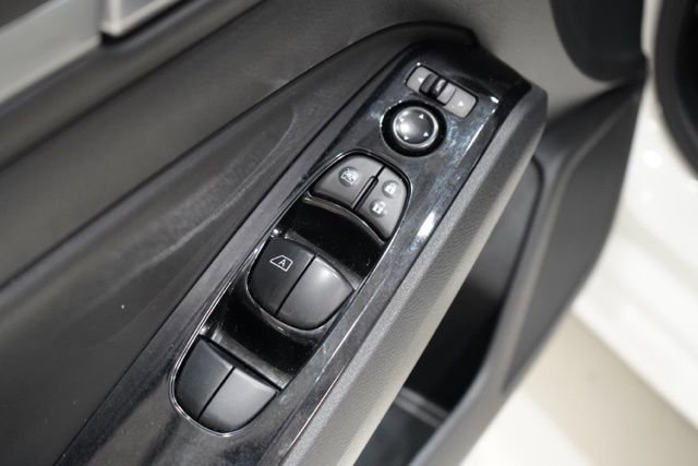 Used 2023 Nissan Altima 2.5 SV image 19