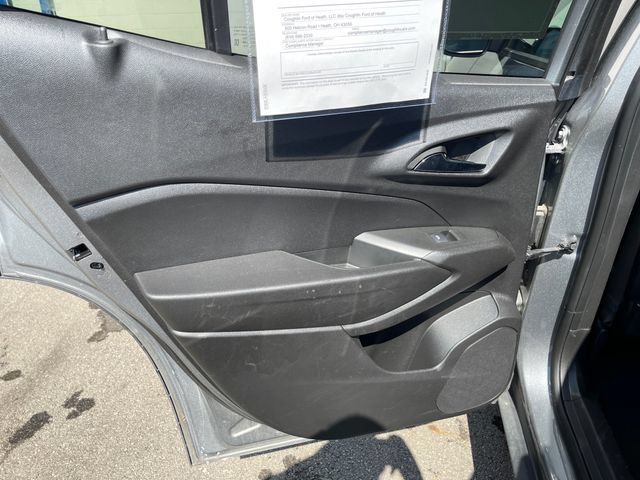 Used 2025 Chevrolet Trax LT w/ LT Convenience Package FWD image 28