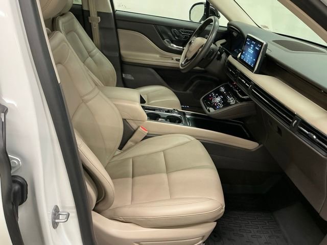 Used 2022 Lincoln Corsair Grand Touring image 19
