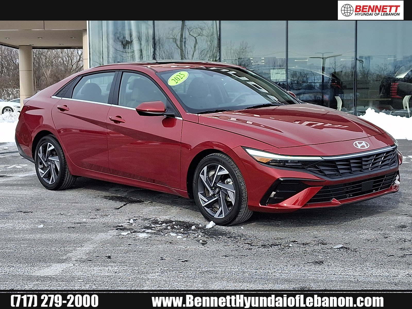 Used 2025 Hyundai Elantra SEL image 1