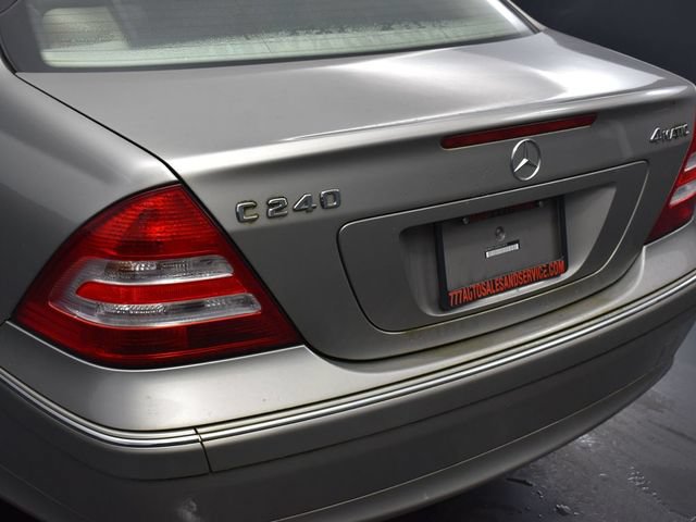 Used 2005 Mercedes-Benz C 240 4MATIC Sedan image 15