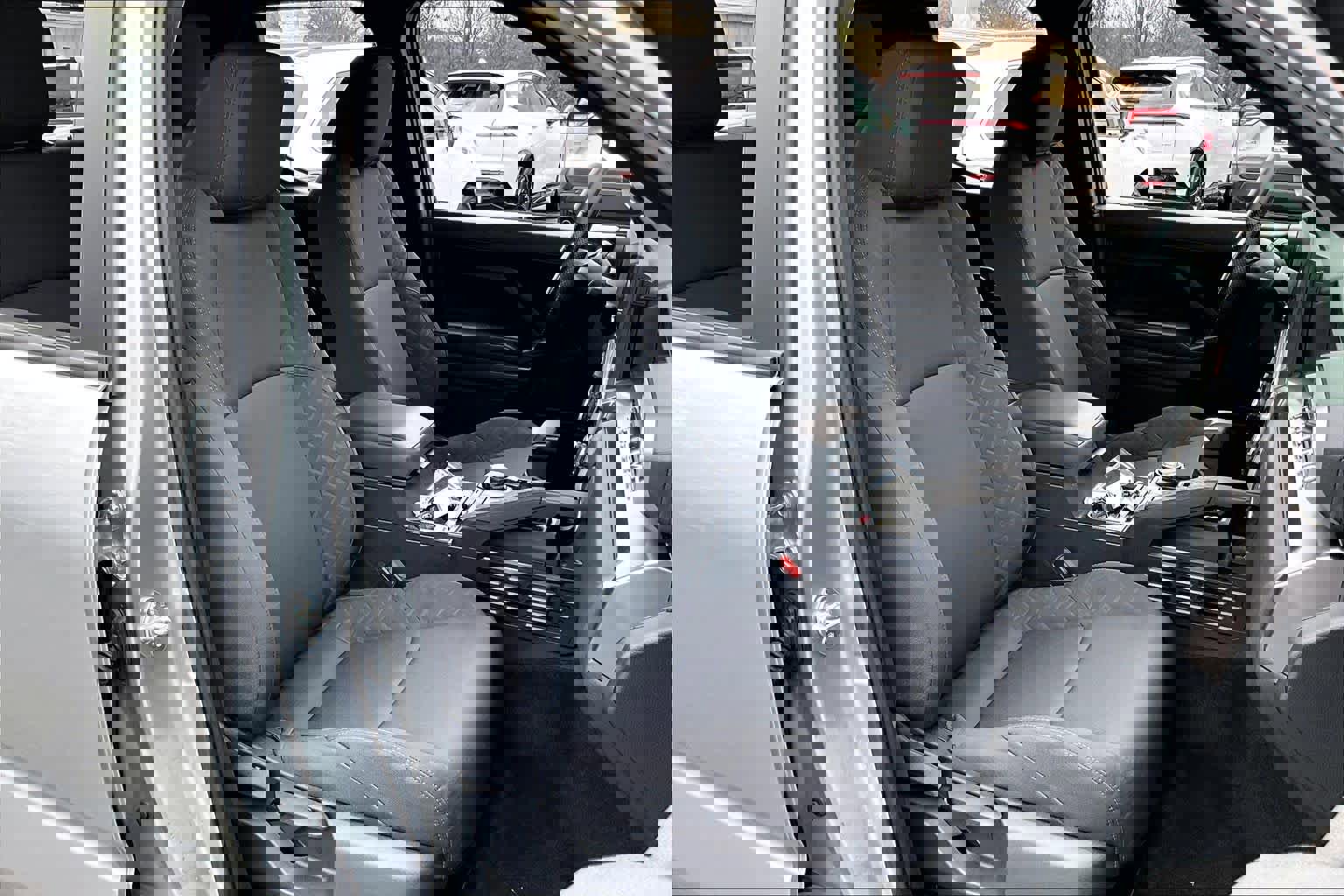 Certified 2025 Toyota Tacoma SR5 image 8