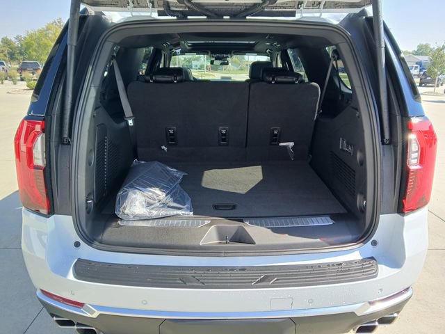 New 2026 GMC Yukon XL Denali w/ Sun & Power Step Package image 17