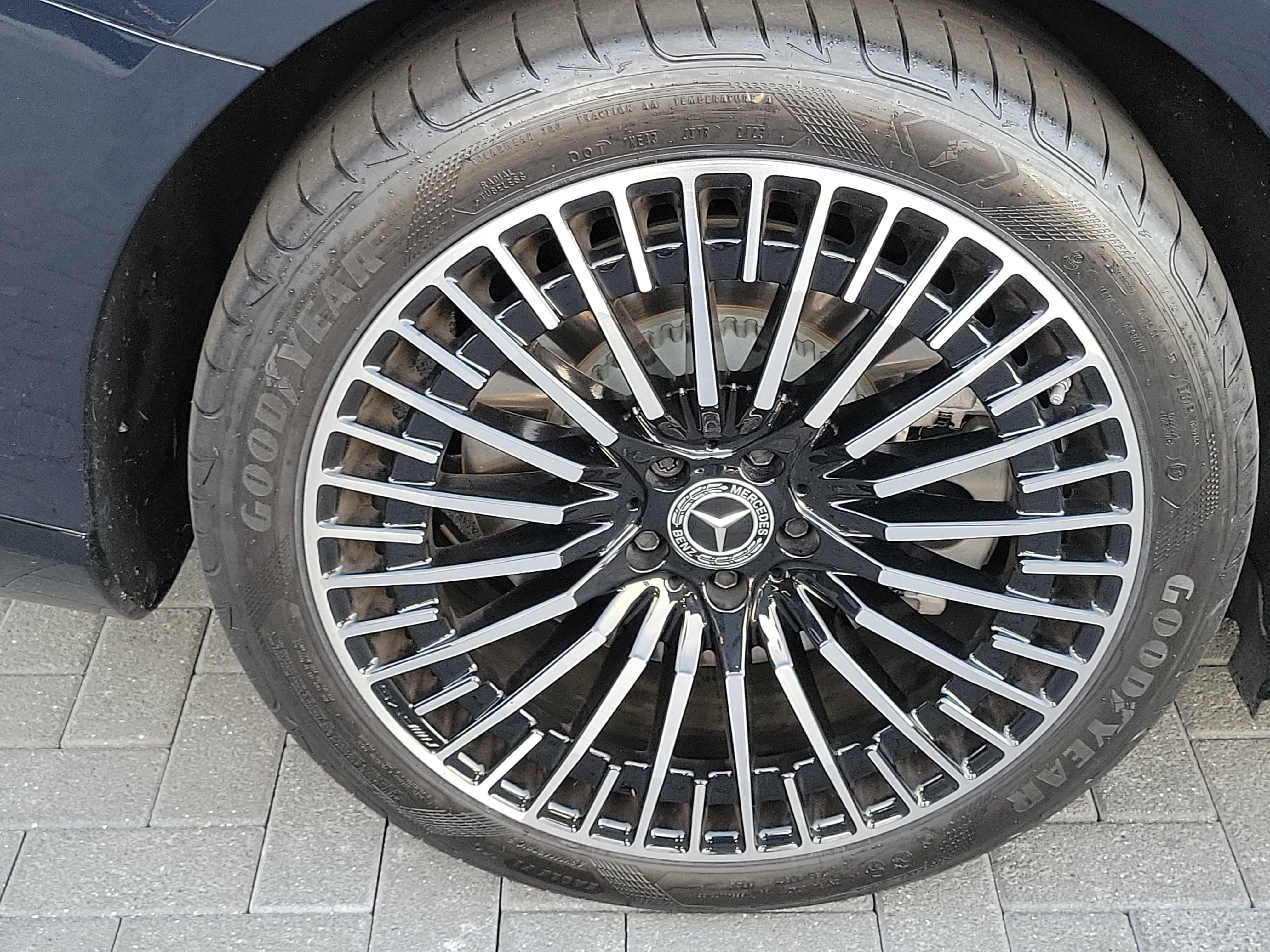 Used 2023 Mercedes-Benz EQS 450+ Sedan image 21