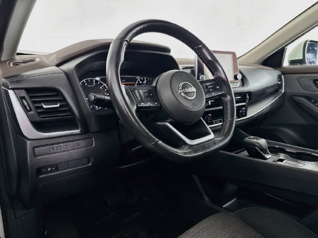 Used 2022 Nissan Rogue S AWD/4WD image 20