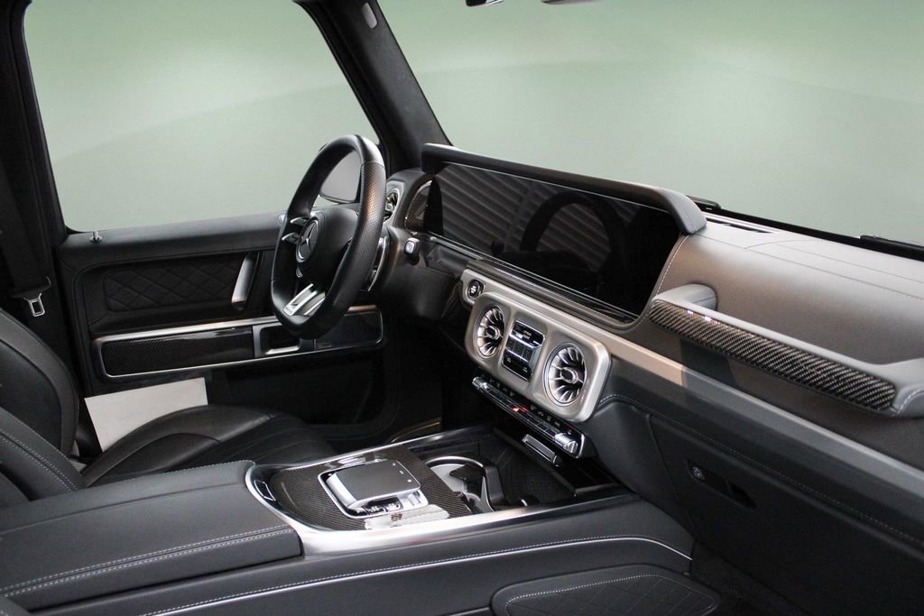 Used 2025 Mercedes-Benz G 63 AMG 4MATIC image 34