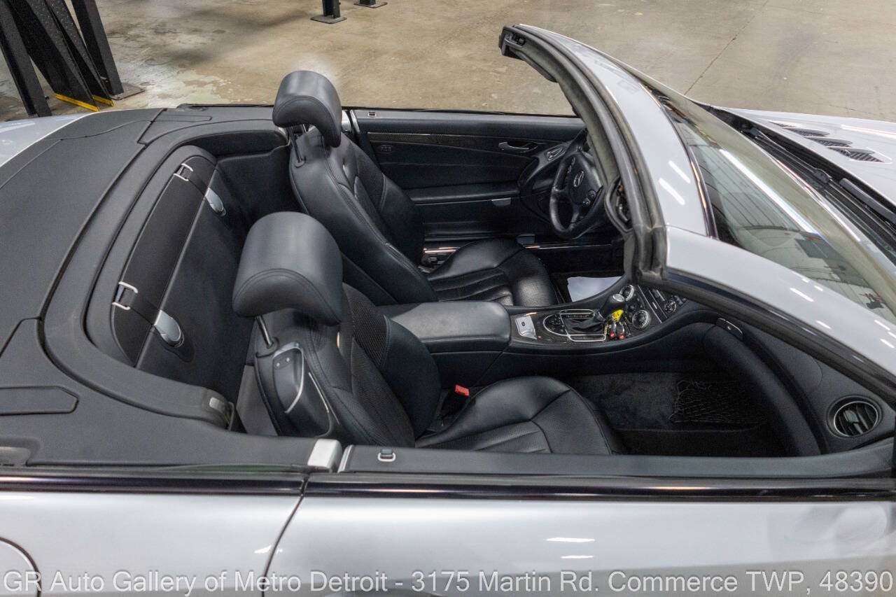 Used 2007 Mercedes-Benz SL 55 AMG image 15