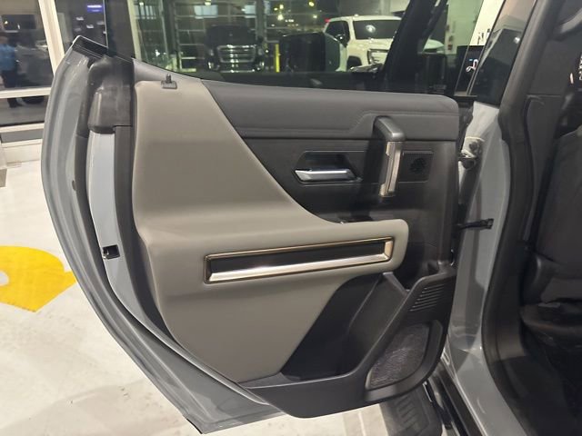Certified 2025 GMC Hummer EV 2X image 29