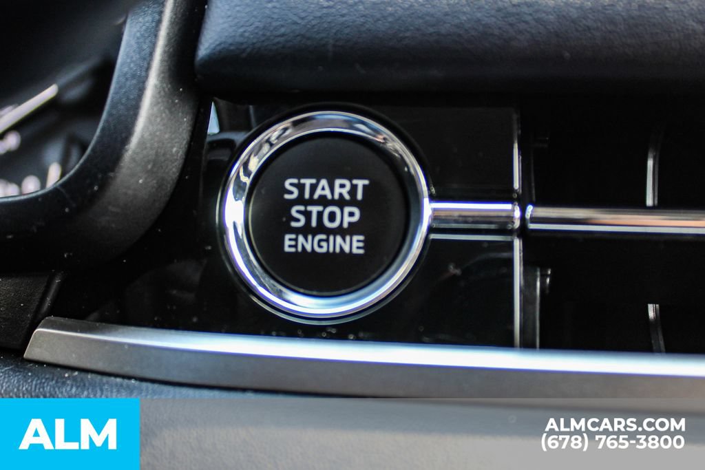 Used 2025 Mitsubishi Outlander SE FWD image 28