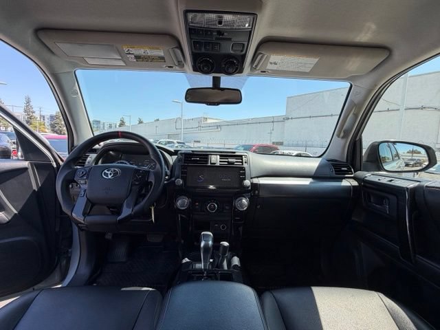 Used 2017 Toyota 4Runner TRD Pro AWD/4WD image 18