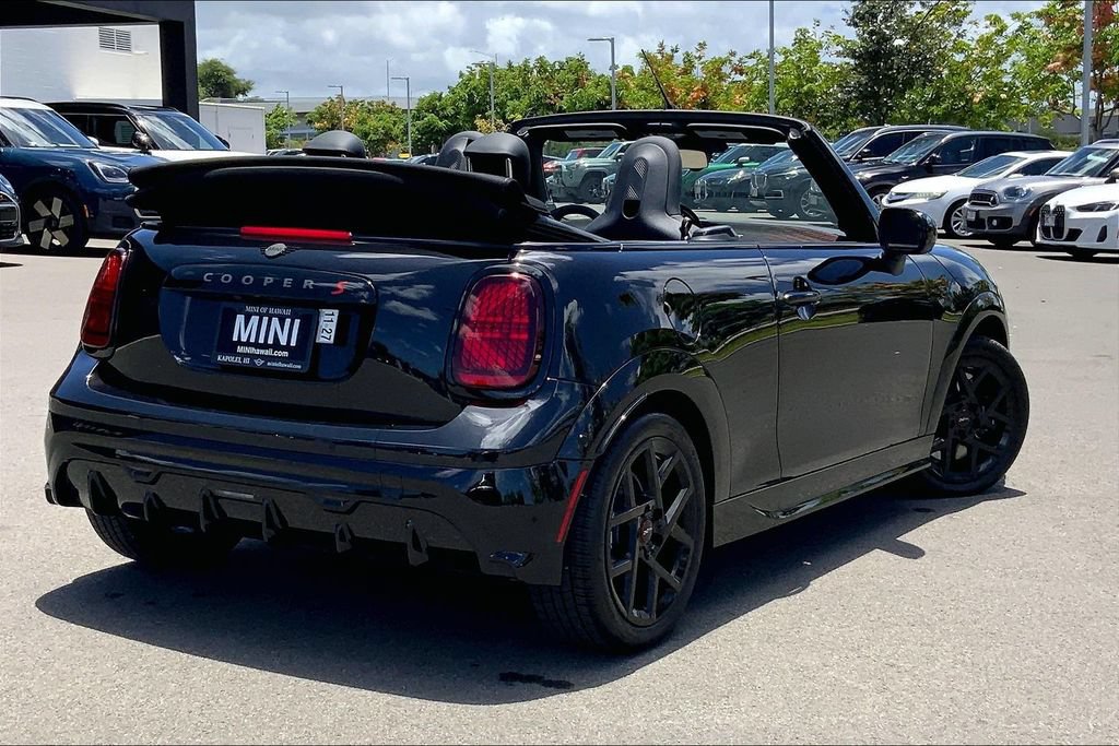 Used 2026 MINI Cooper S FWD image 13
