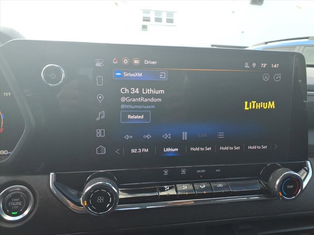 Used 2025 Chevrolet Colorado W/T image 16