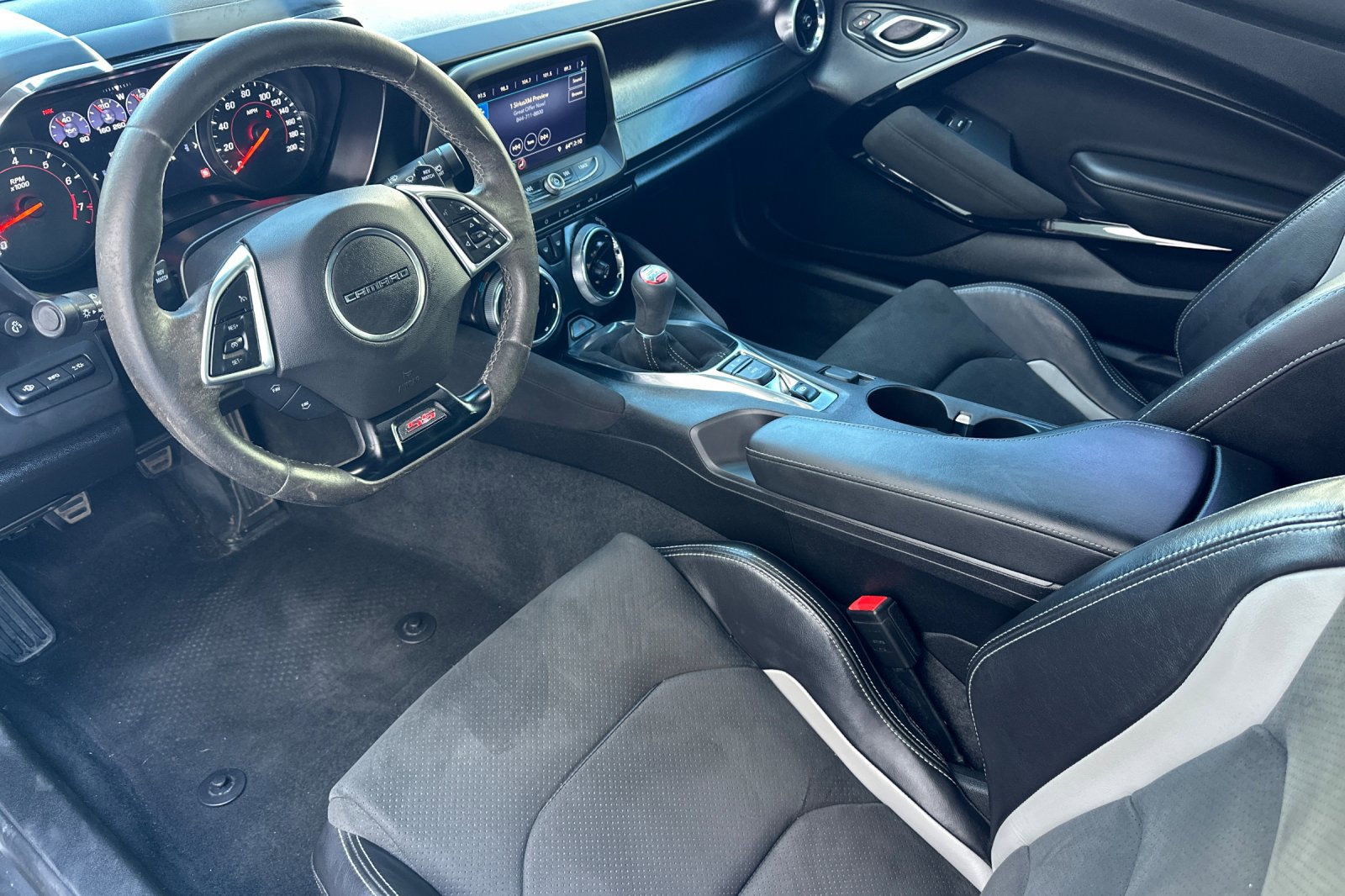 Used 2019 Chevrolet Camaro SS image 10