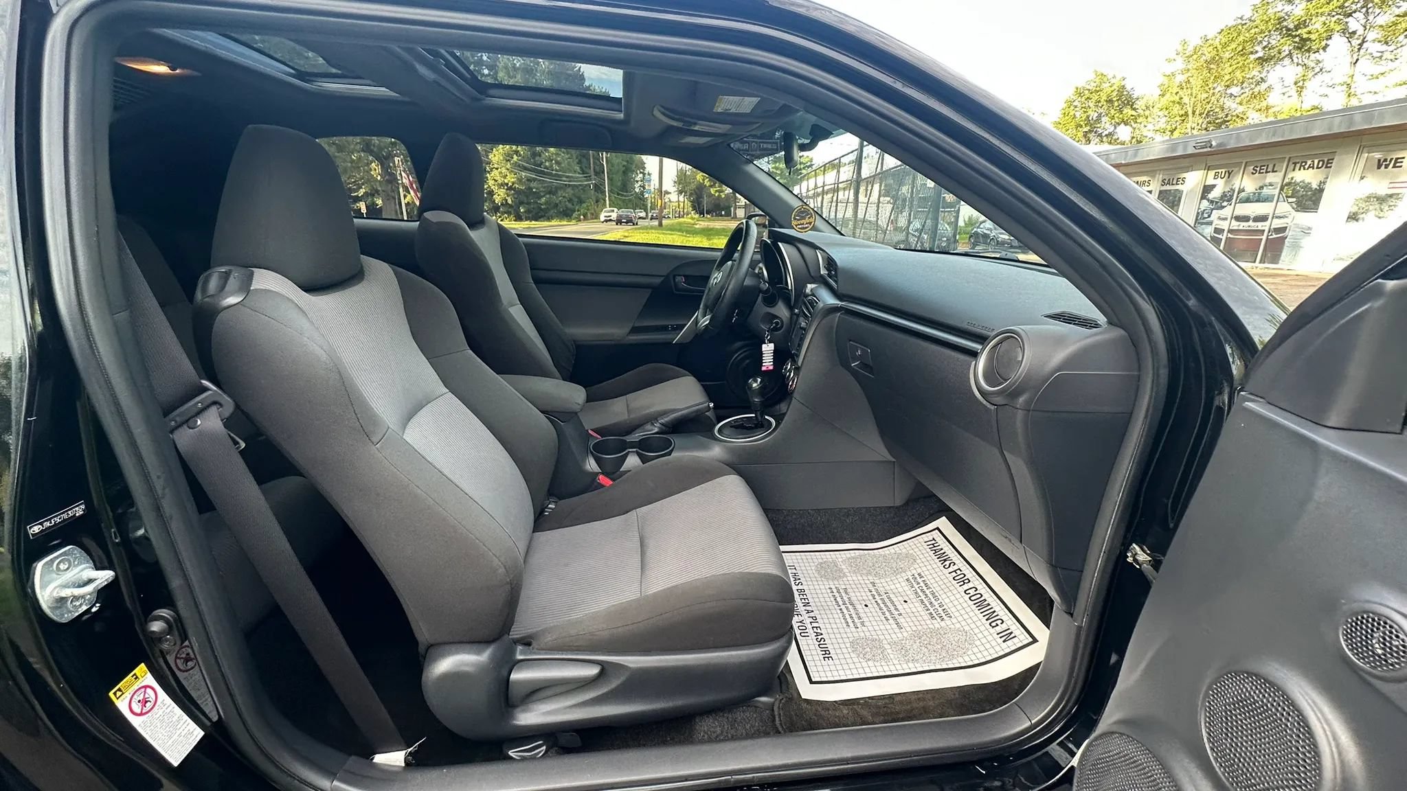 Used 2014 Scion tC FWD image 25