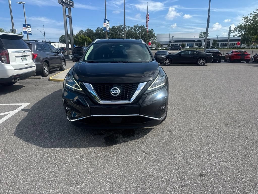 Used 2022 Nissan Murano Platinum w/ Cargo Package FWD image 2