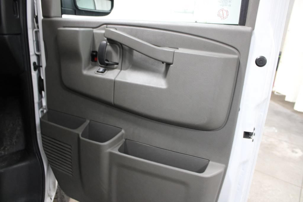 Used 2023 Chevrolet Express 3500 LS RWD image 22