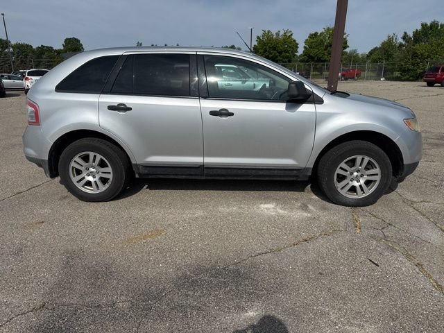 Used 2010 Ford Edge SE FWD image 3