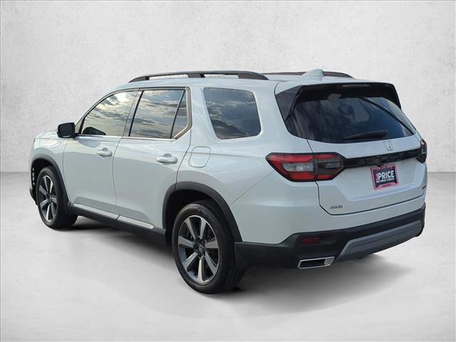 Used 2023 Honda Pilot Touring image 5