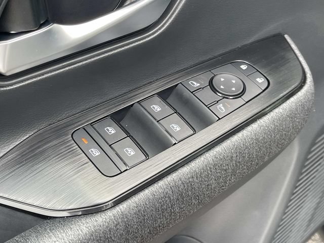 New 2026 Nissan Kicks SV w/ Interior Electronics Package FWD image 21