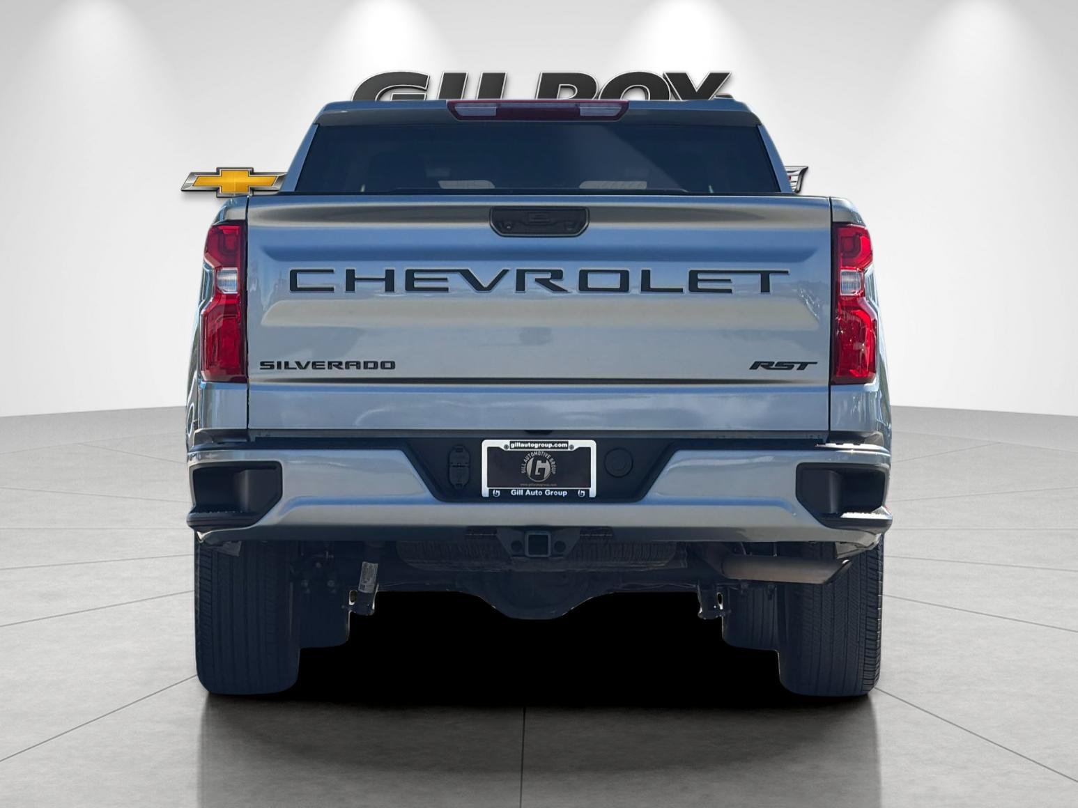 Used 2023 Chevrolet Silverado 1500 RST w/ LPO, Dark Essentials Package AWD/4WD image 4