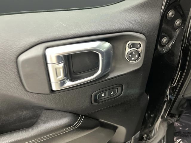 Used 2022 Jeep Wrangler Unlimited Sahara image 28
