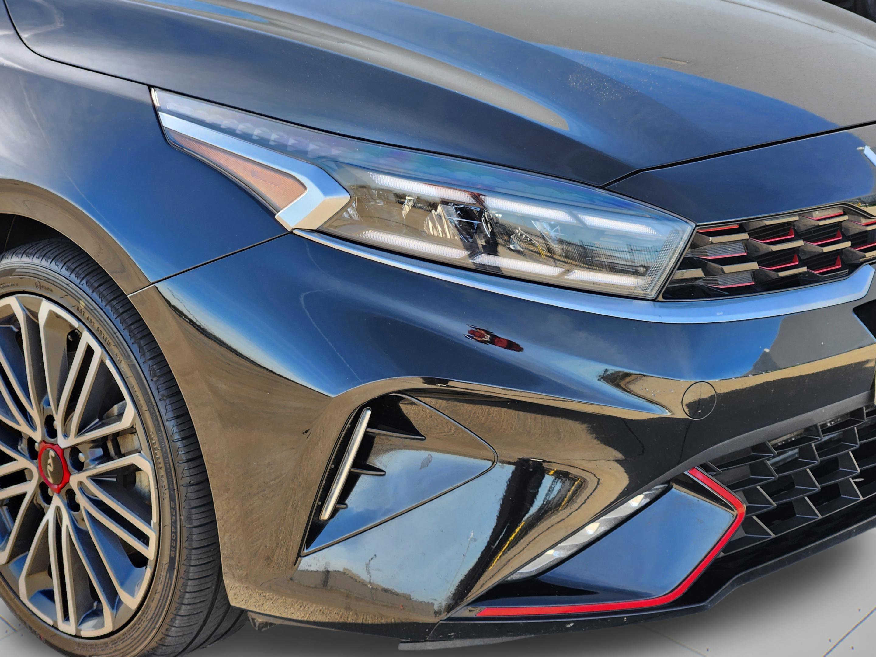 Used 2022 Kia Forte GT image 7