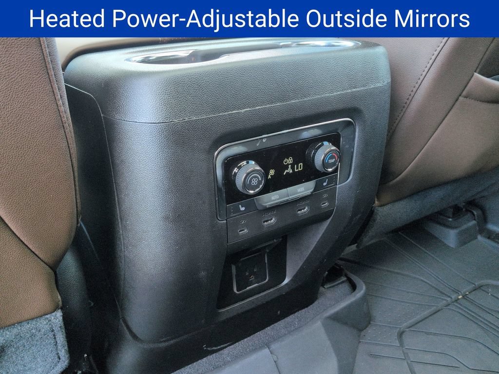 Certified 2025 Chevrolet Suburban High Country AWD/4WD image 38