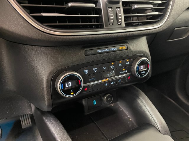 Certified 2020 Ford Escape Titanium AWD/4WD image 5