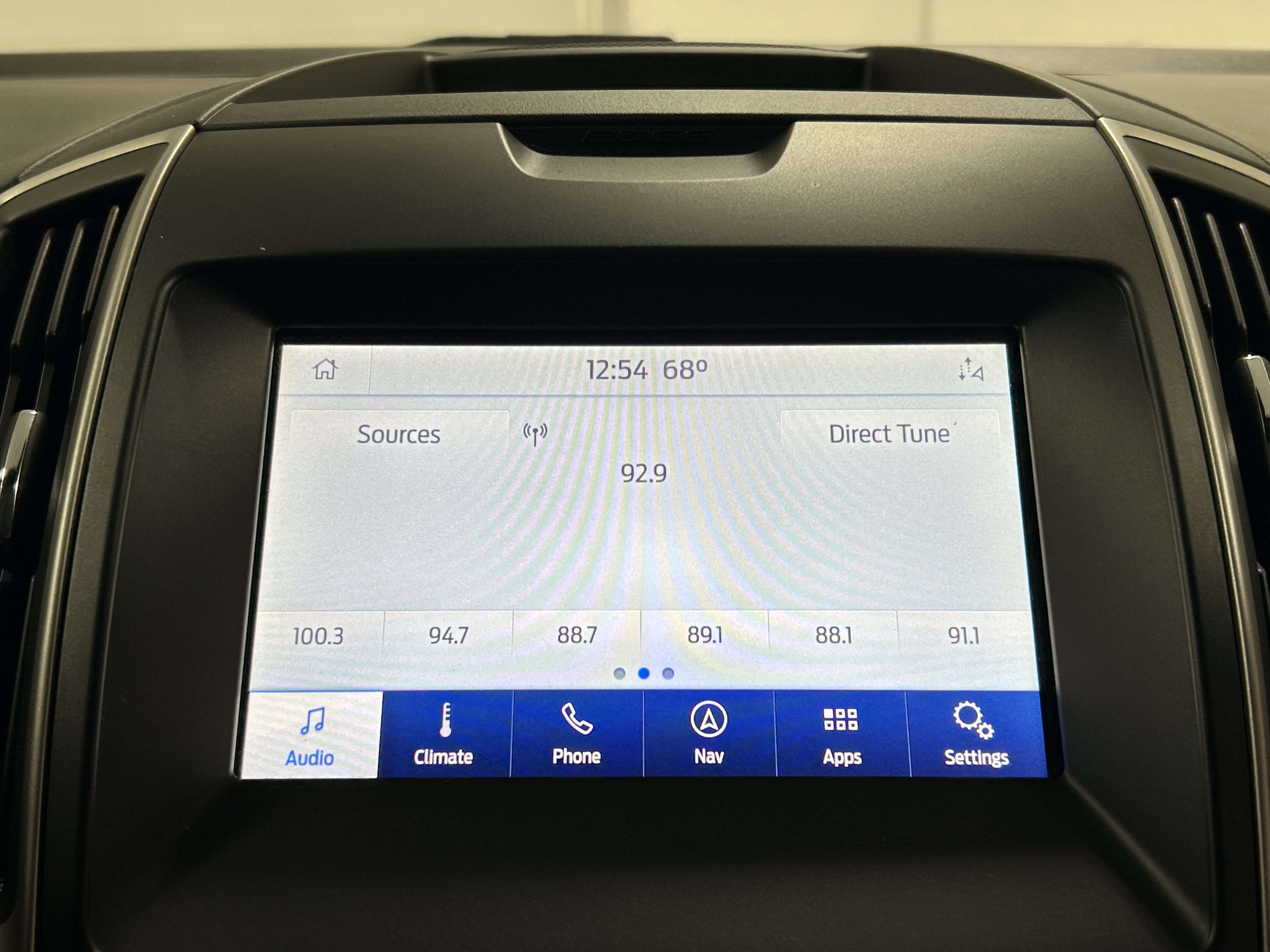 Used 2020 Ford Edge SEL w/ Convenience Package AWD/4WD image 5