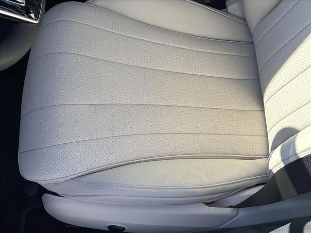 New 2025 Mercedes-Benz E 350 Sedan image 4