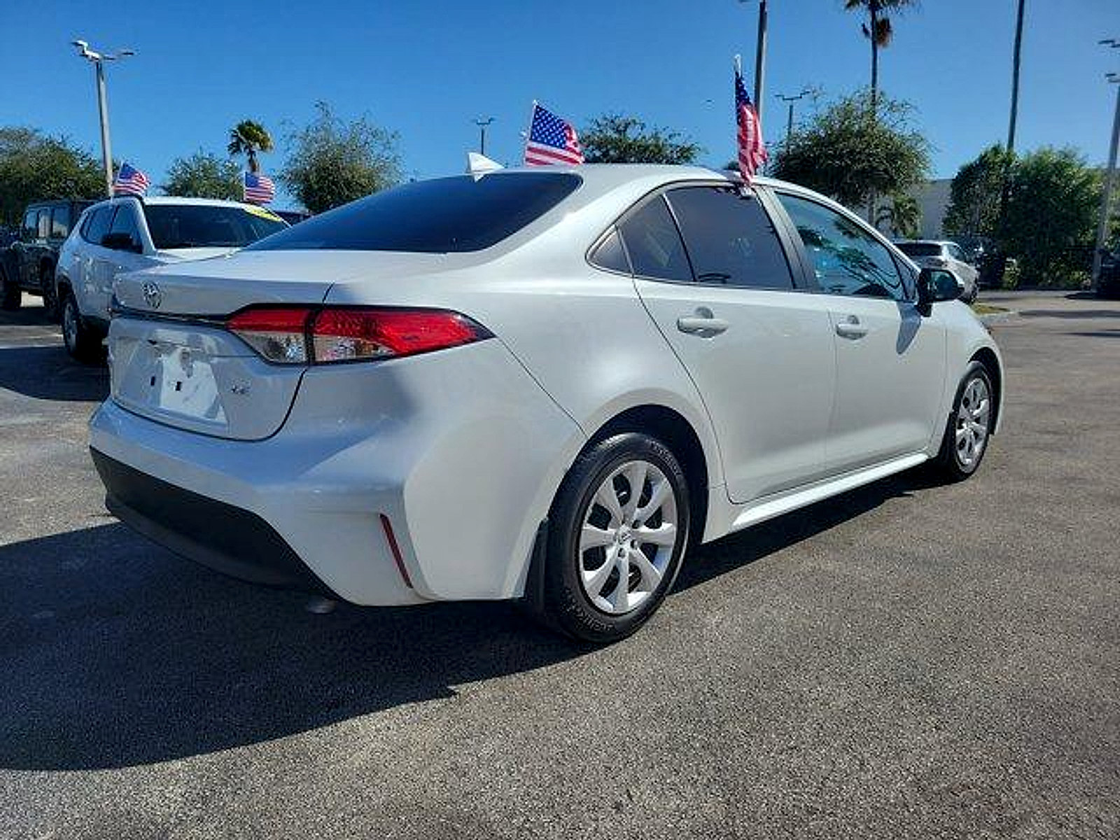 Used 2026 Toyota Corolla LE FWD image 7
