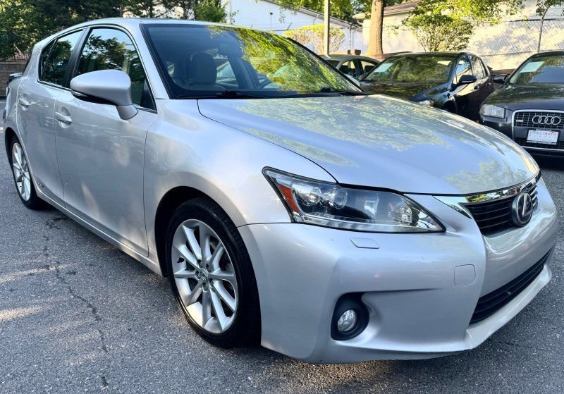 Used 2012 Lexus CT 200h Premium w/ Leather Pkg FWD image 1
