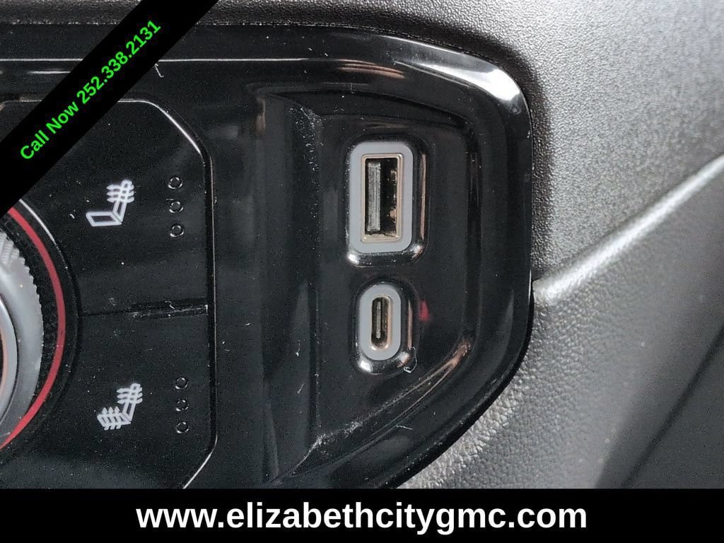 Used 2023 Chevrolet Silverado 1500 LT AWD/4WD image 30