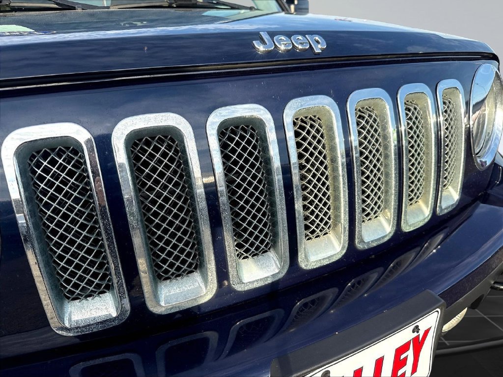 Used 2015 Jeep Patriot Latitude w/ Sun/Sound Group AWD/4WD image 37