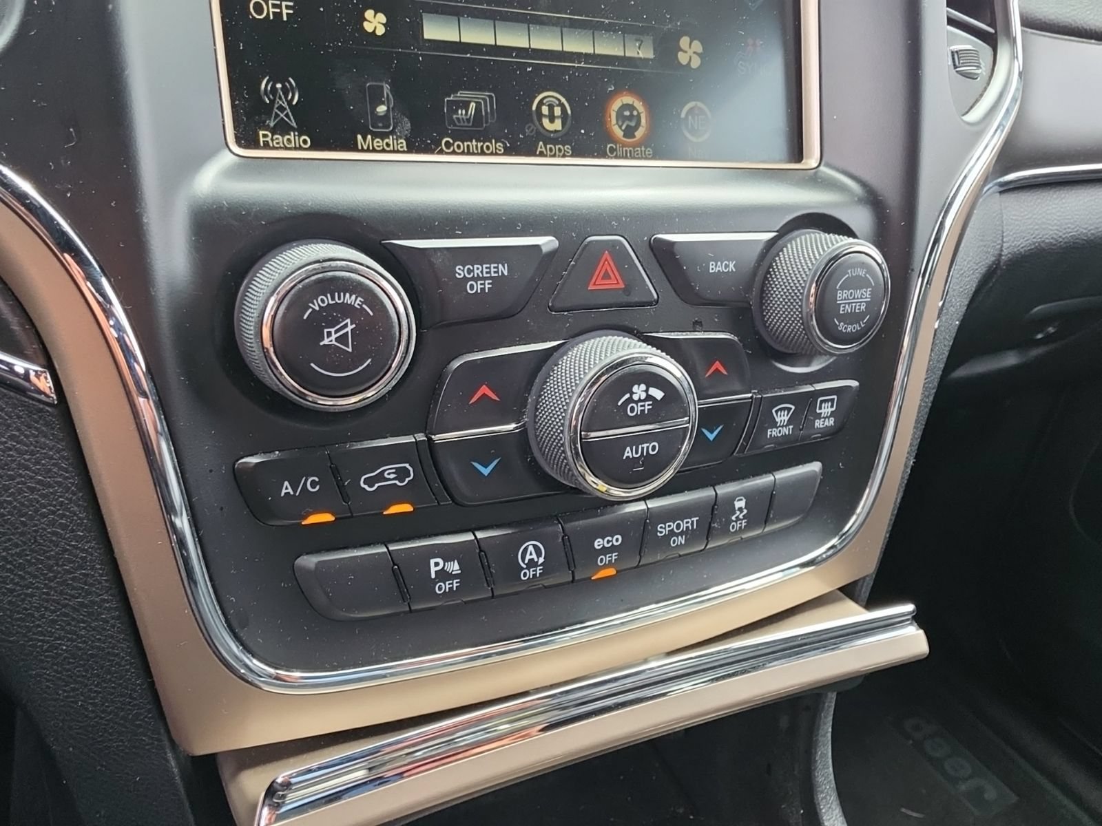 Used 2017 Jeep Grand Cherokee Limited RWD image 22