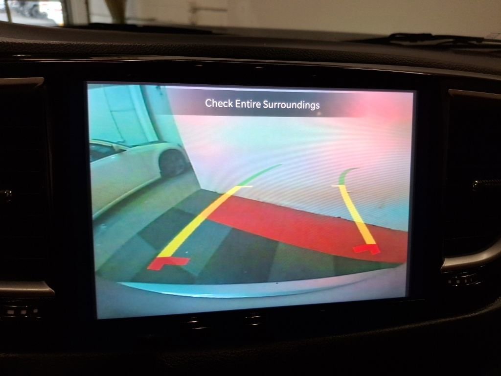 Used 2024 Chrysler Pacifica Touring-L image 25