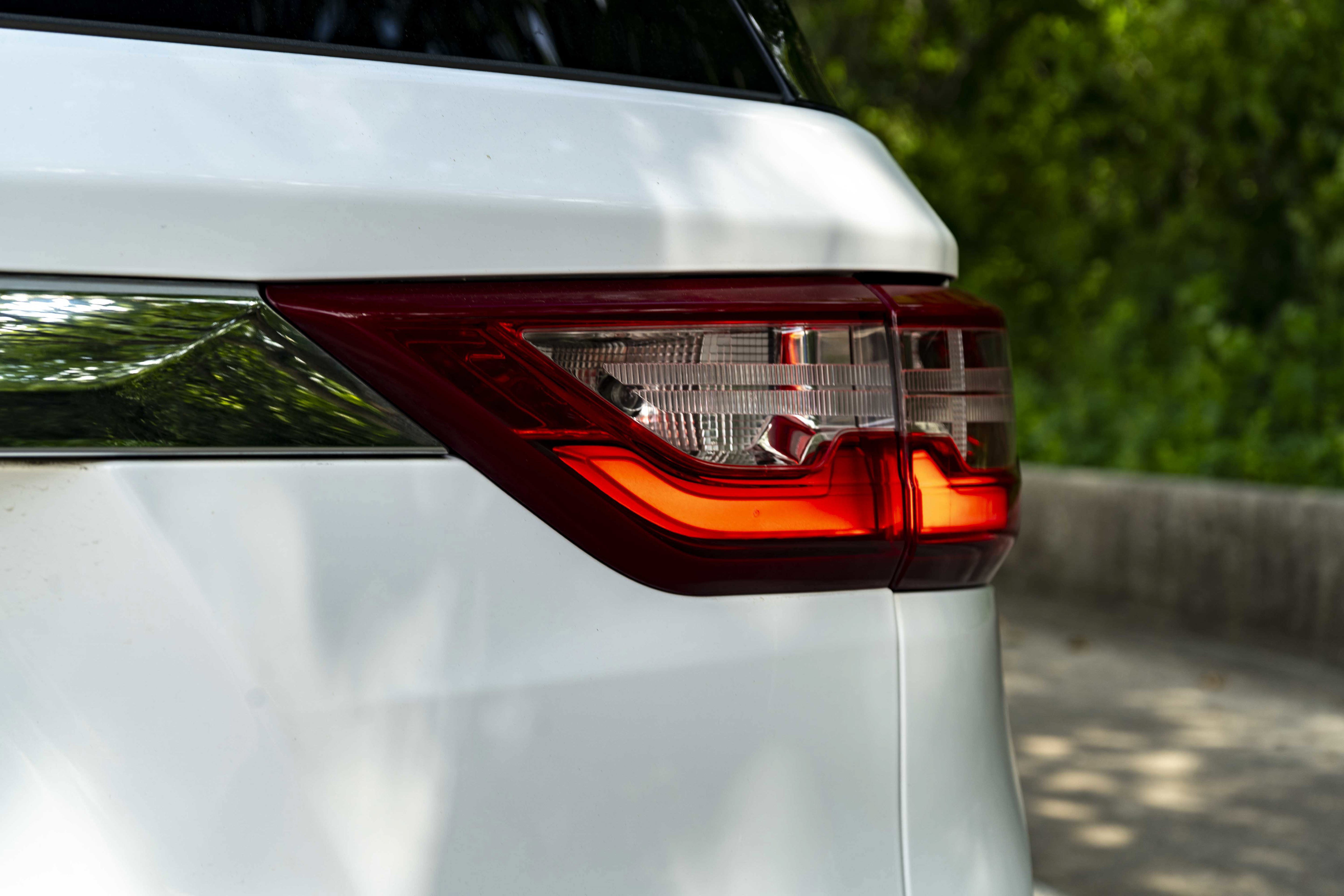 Used 2019 Chevrolet Traverse LT FWD image 13