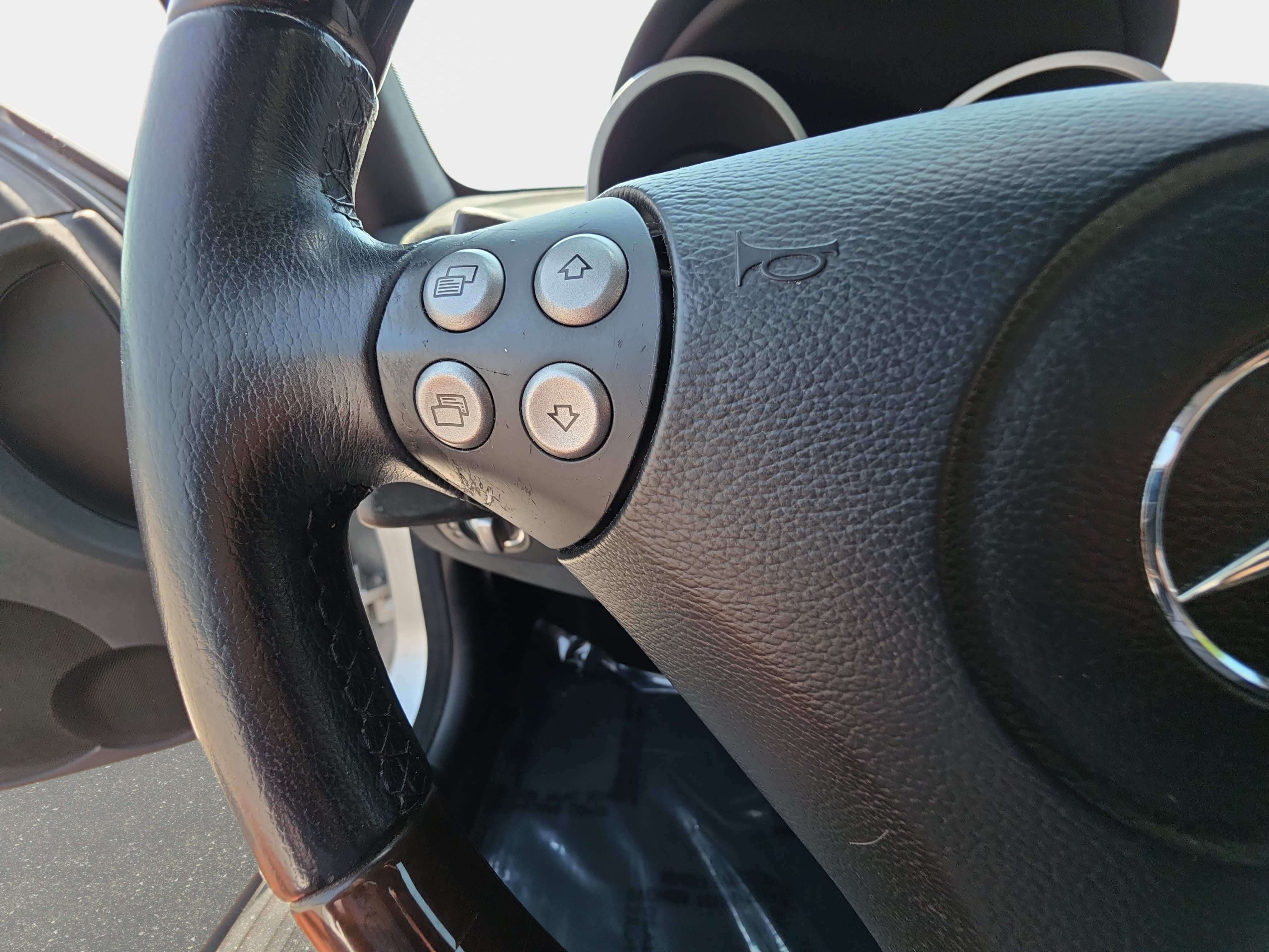 Used 2005 Mercedes-Benz SLK 350 image 14