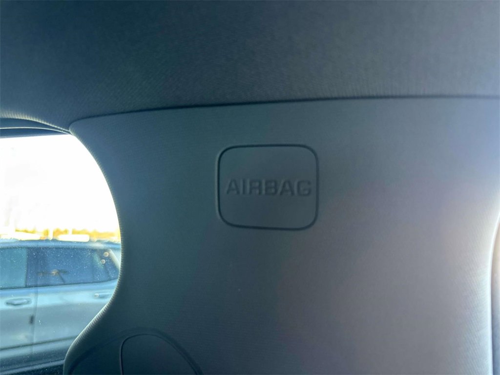 Used 2022 GMC Sierra 2500 Pro w/ Convenience Package image 25